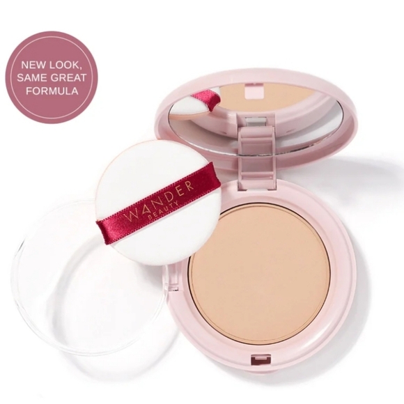 Wander Beauty Wanderlust Powder Foundation: Light (Light w/Warm Undertones), NIB - Picture 1 of 6